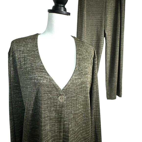CHICOS 3 Women XL 2 Piece Pantsuit Set Olive Green Textured Squares Jacket Pants - Picture 1 of 12